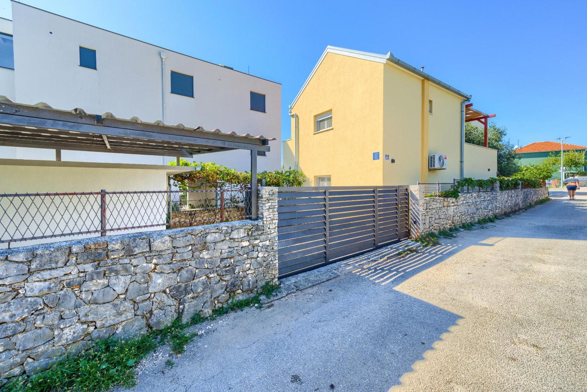 House Villa Drago 로고즈니차 외부 사진