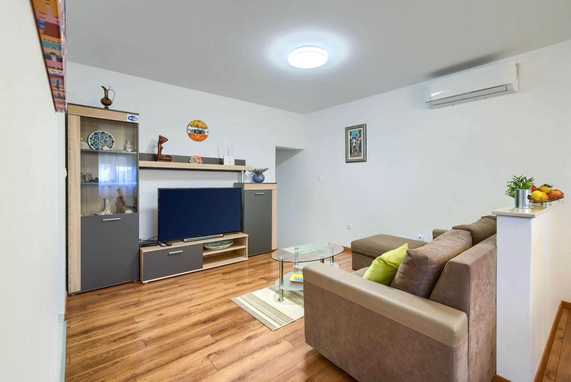 House Villa Drago 로고즈니차 외부 사진